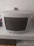 Tv pequena grundig