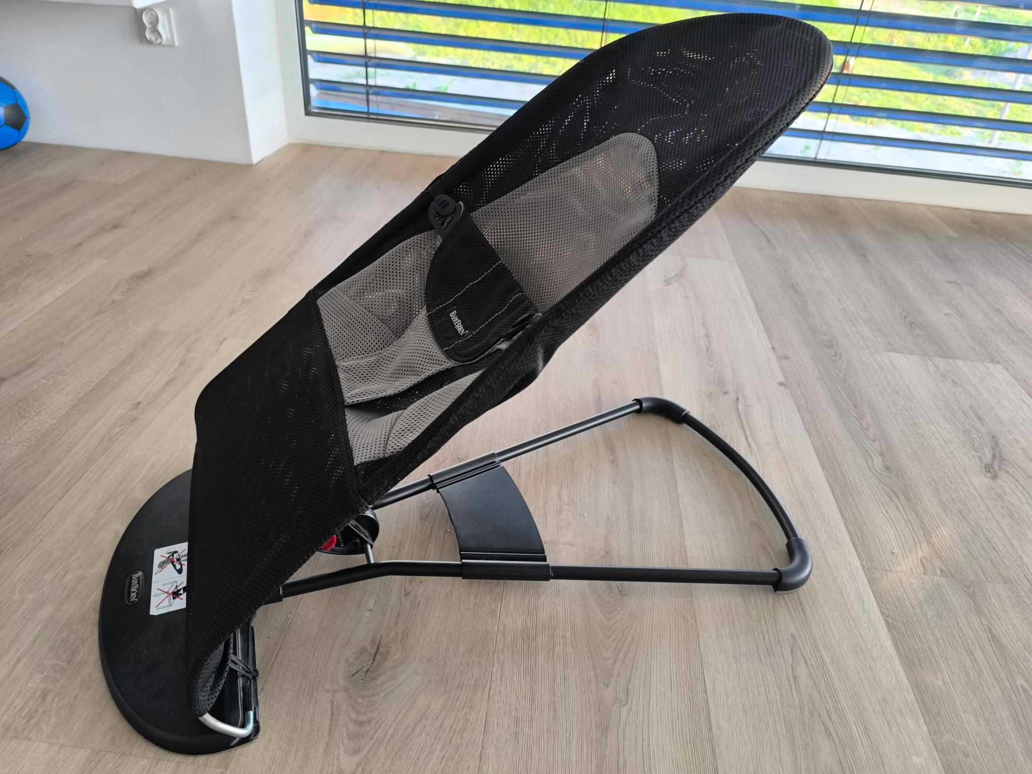 Leżaczek Baby Bjorn