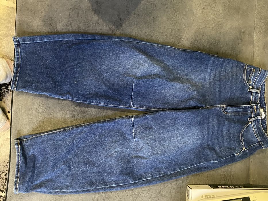 Жіночі джинси