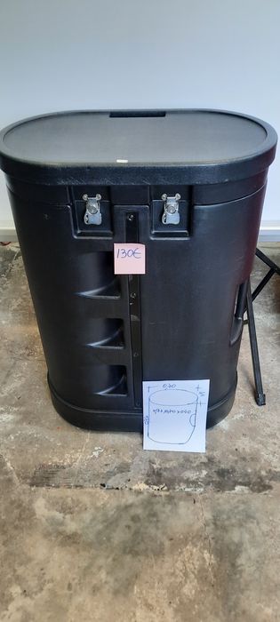 Caixa de transporte de ferramentas  com rodas obras