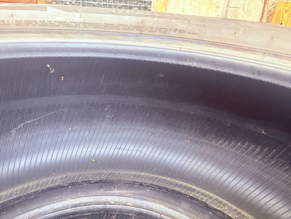 Bridgestone Blizzak 275/55 r20