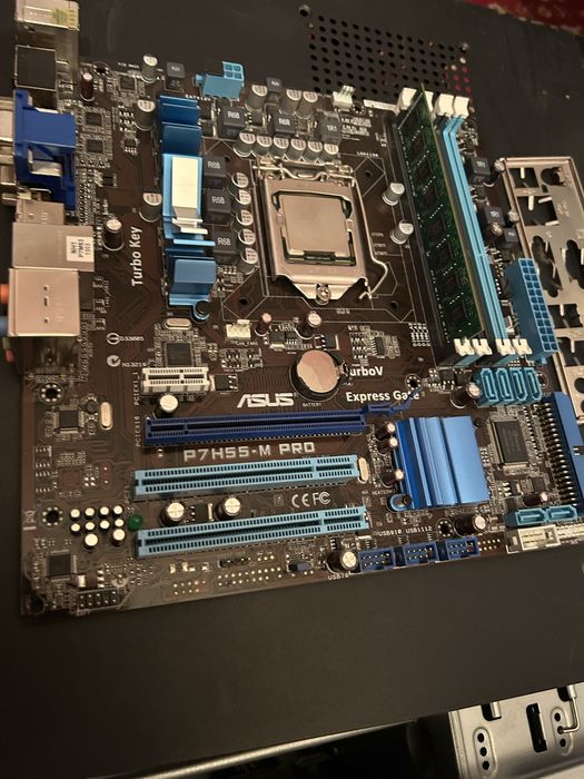 Комплект: i3-530, Asus p7h55-m pro, 1gb