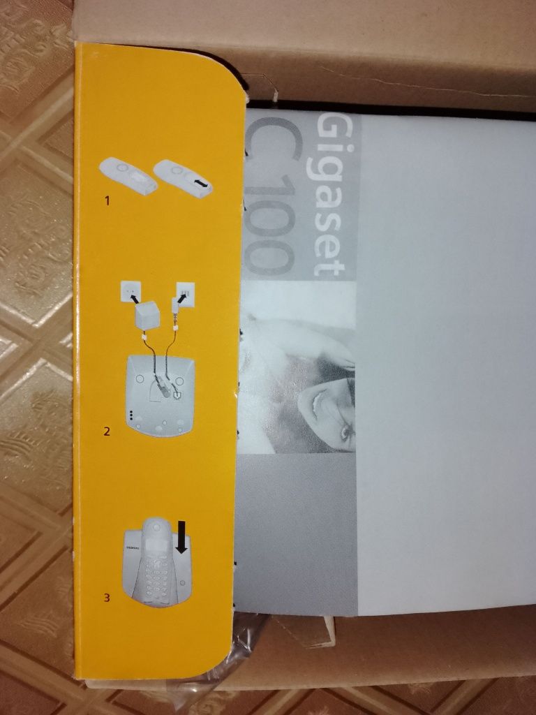 Telefon stacjonarny Siemens, nowy