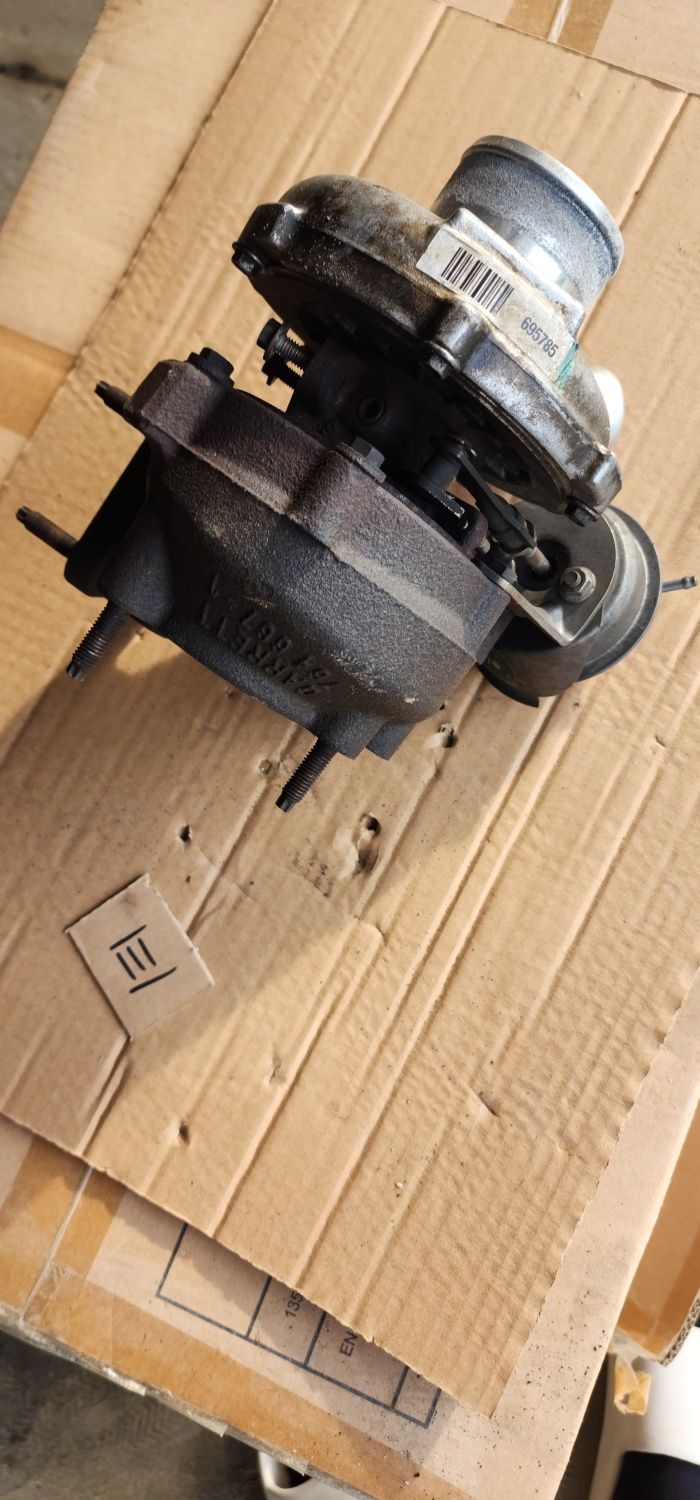 Turbosprężarka Turbina M9R 2.0 dci renault Laguna espace Scenic megan