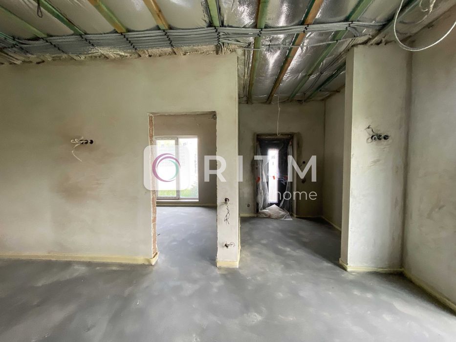 Продаж затишного будинку з газом у спокійному районі Луцька!