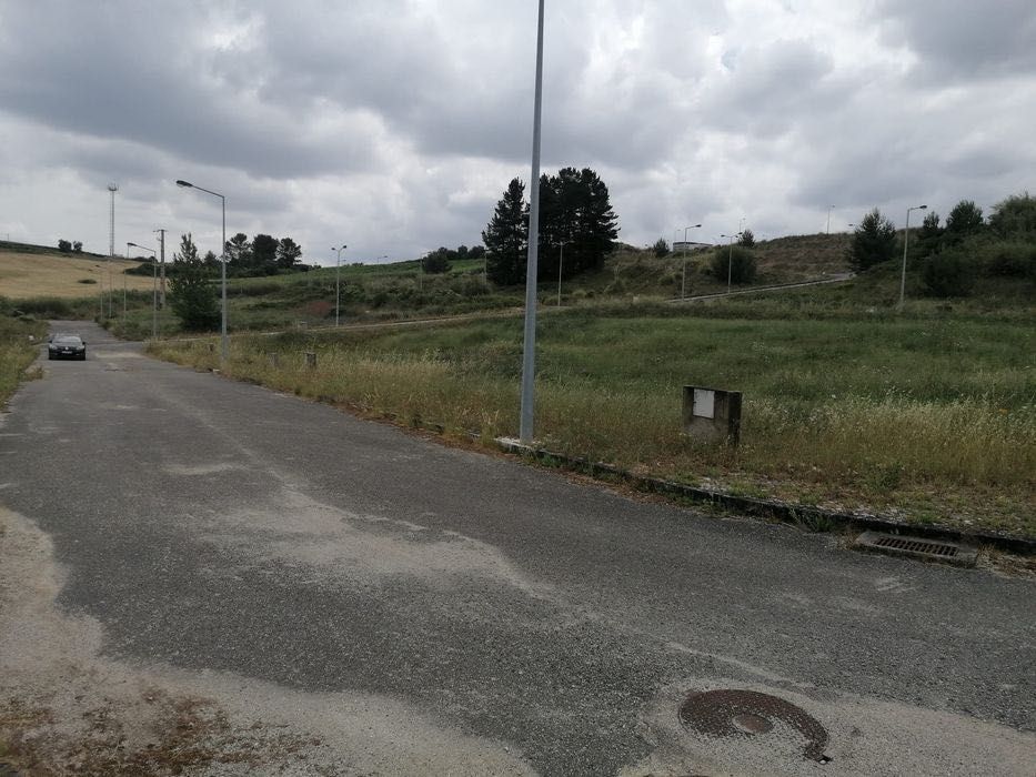 Terreno urbano em Alenquer
