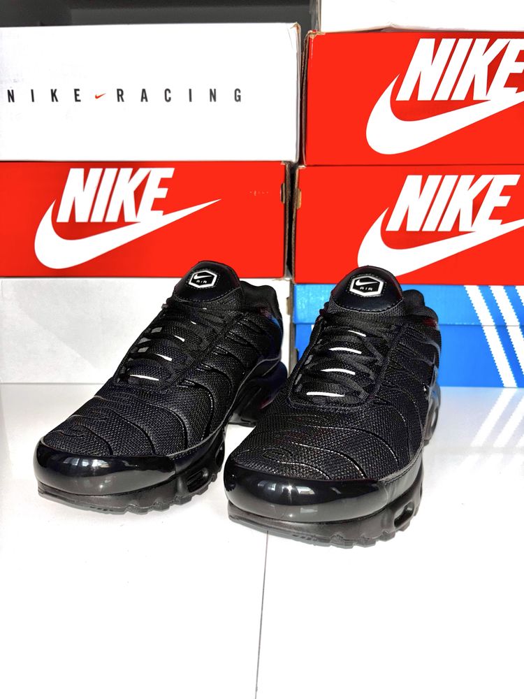 Buty Nike Air Max Plus TN Rozmiar 43 Czarne