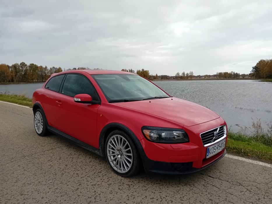 Volvo C30 T5 2.5Turbo 220km