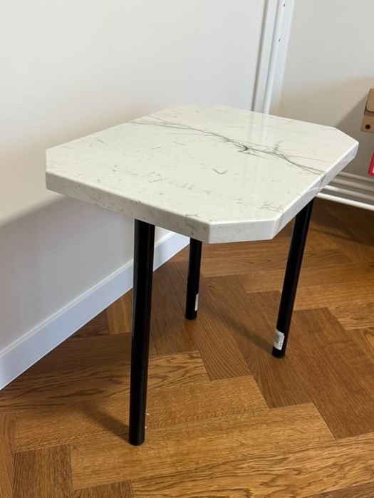 Stolik kawowy marmurowy