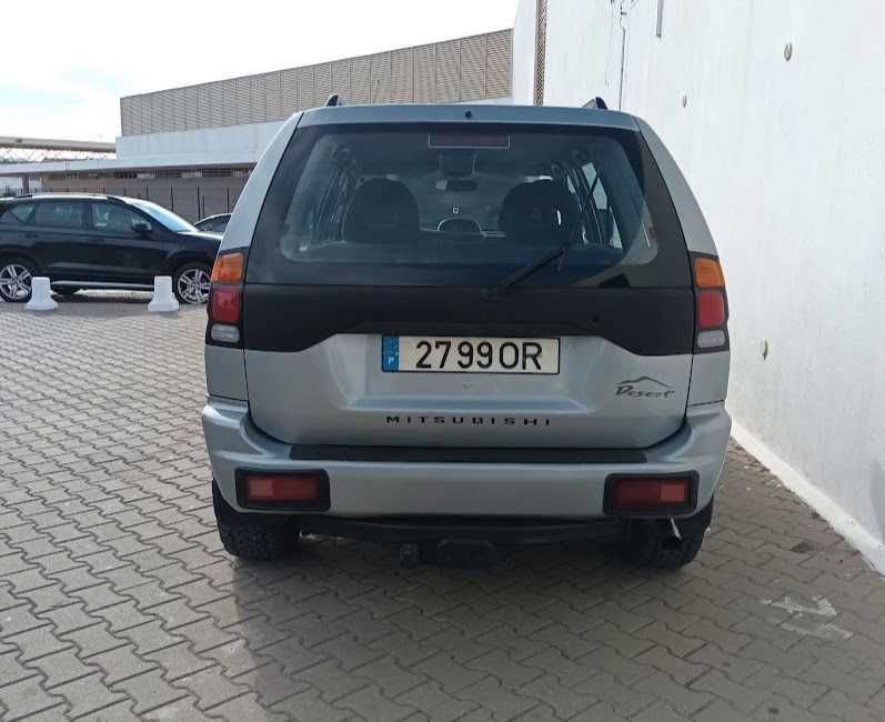 Mitsubishi Pajero Spotwagon