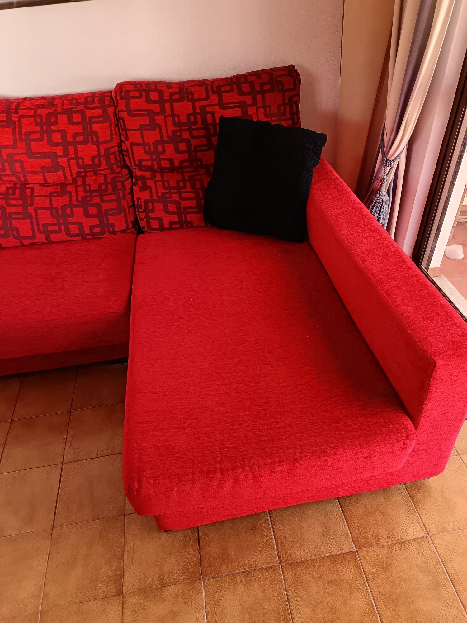 Sofá com Chaise-Longue