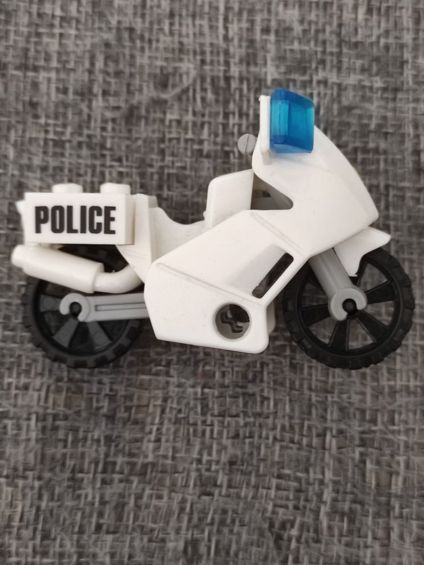 Minifigurka lego motocykl policyjny