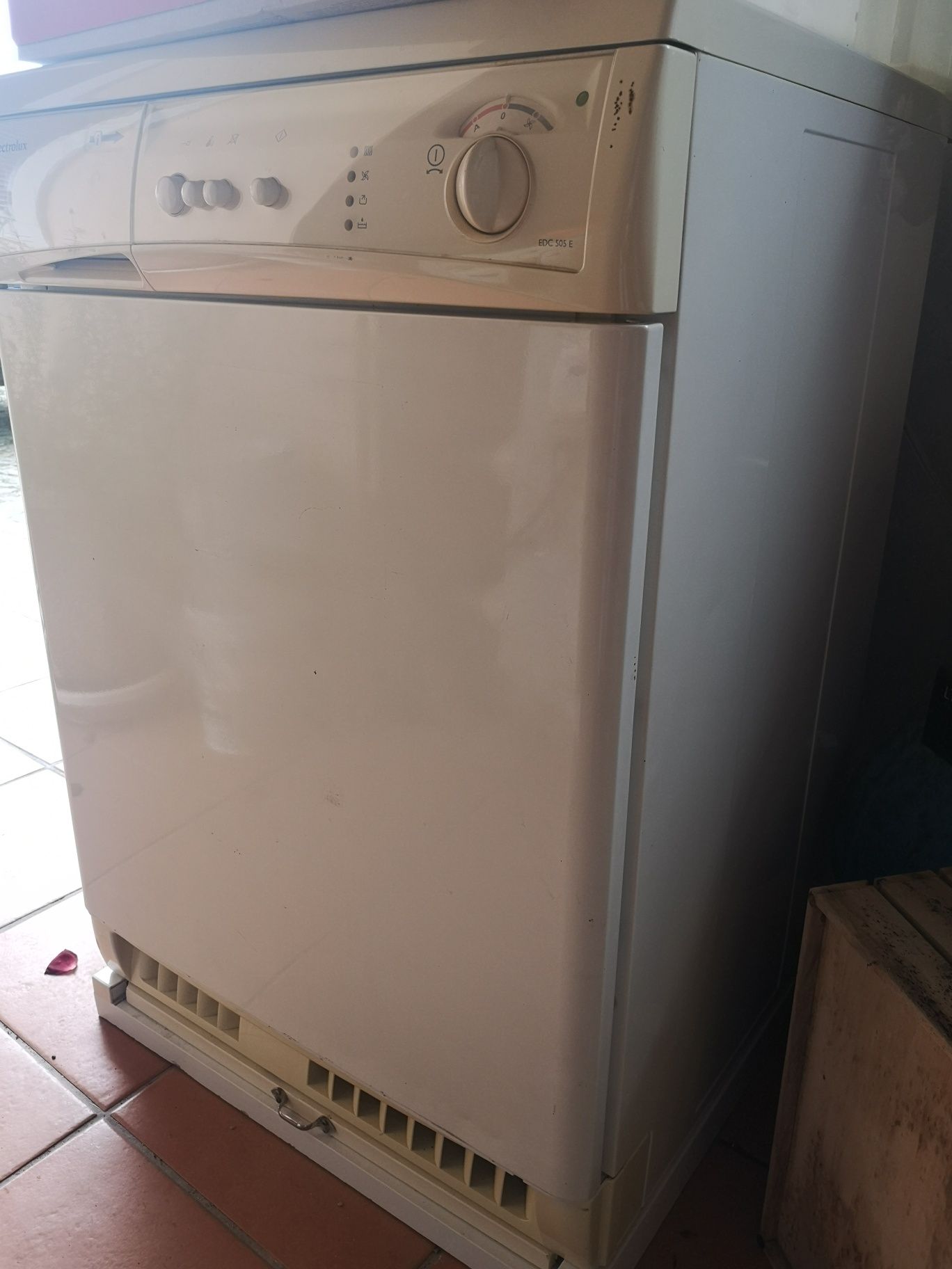 Máquina de secar Electrolux EDC 505 E