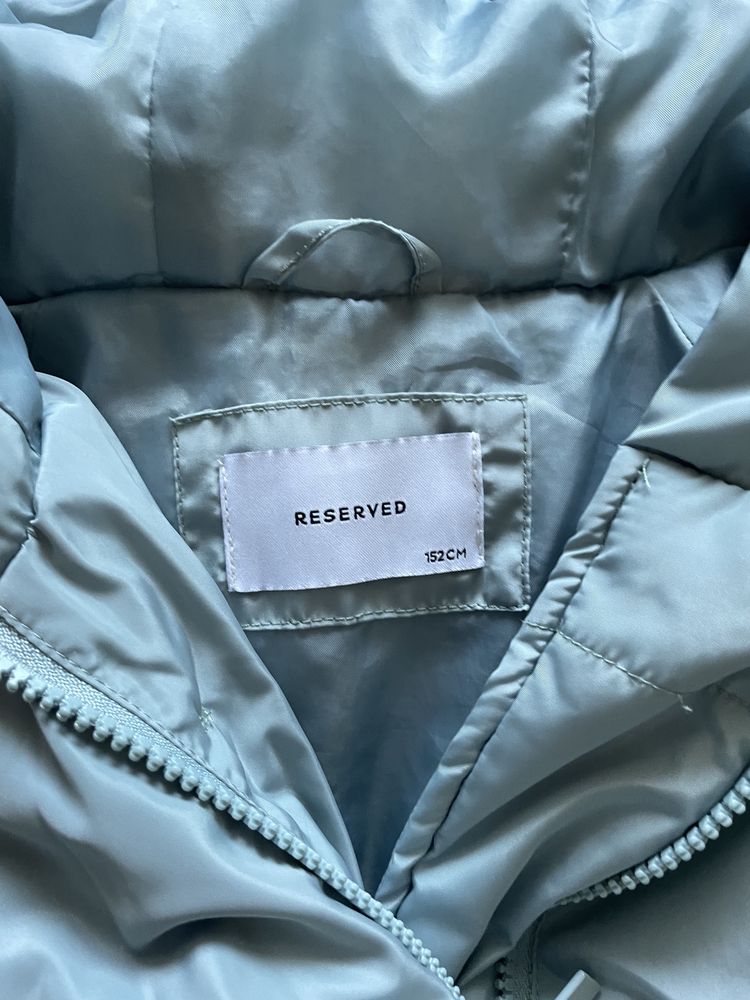 Деми куртка Reserved 152р 300 грн