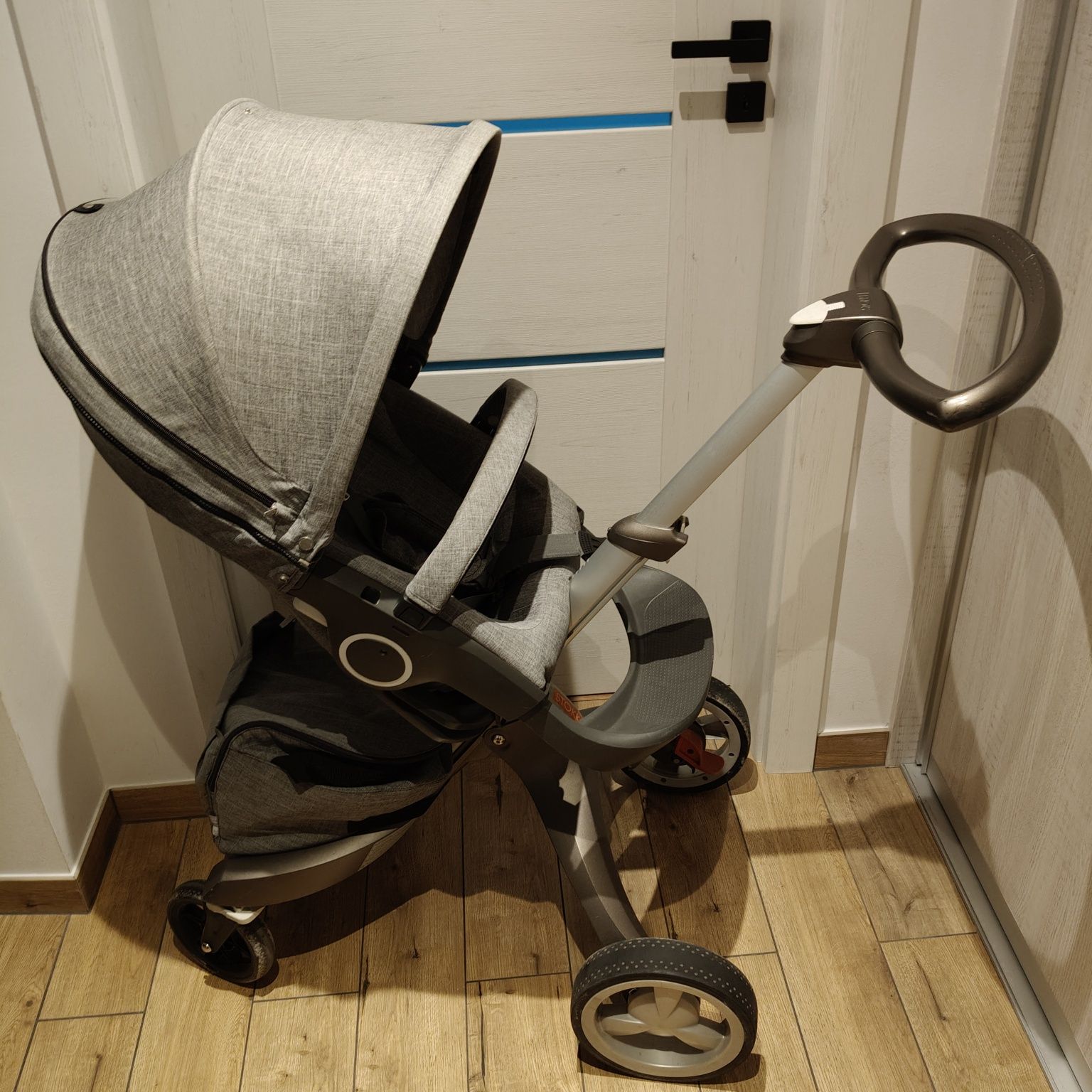 Wózek dziecięcy 3 w 1 Stokke