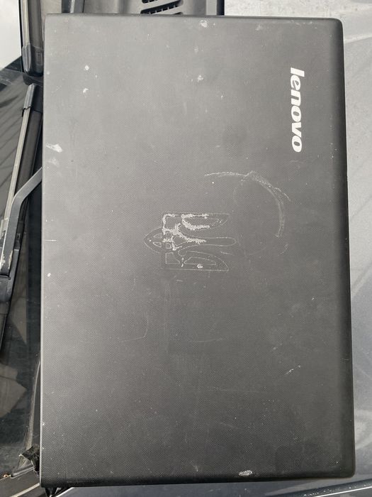 Ноутбук Lenovo потребує ремонту