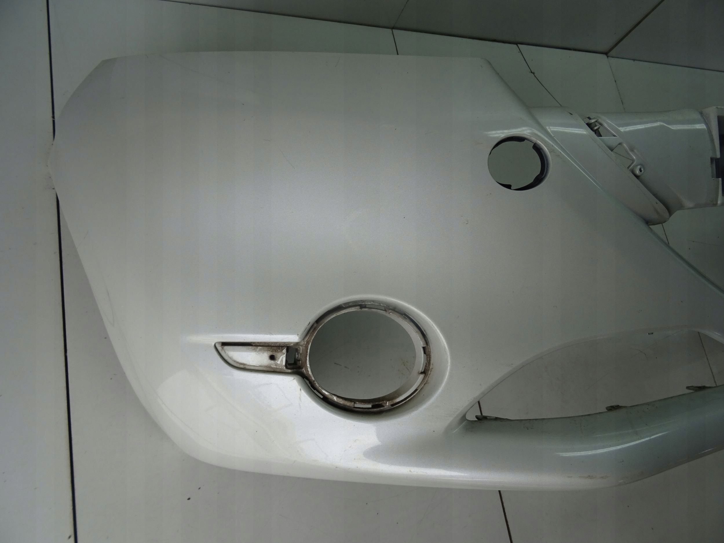Peugeot zderzak przedni