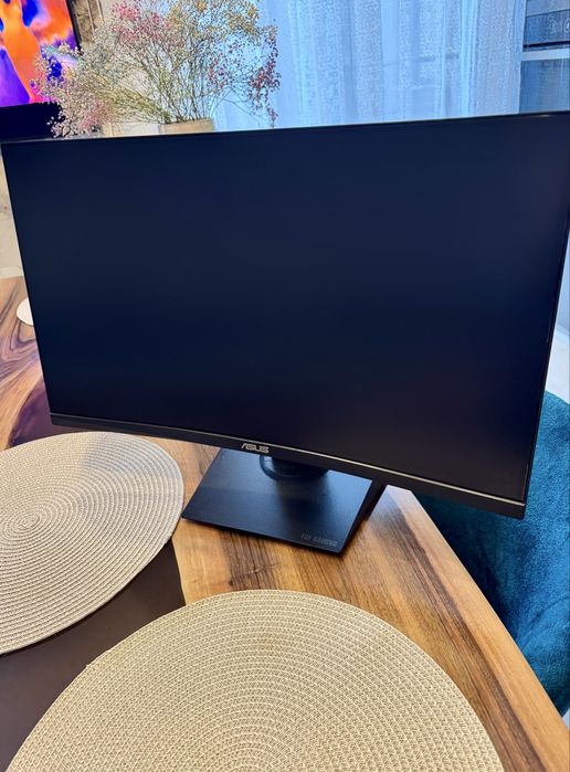 Игровой изогнутый монитор ASUS TUF Gaming VG24VQER – 24 дюйма