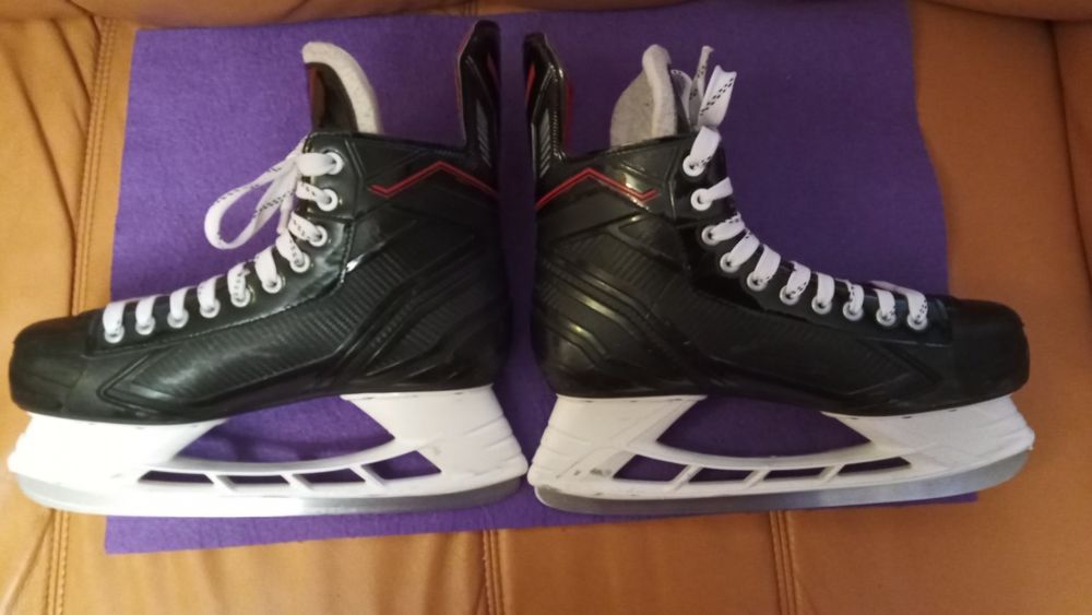 Łyżwy Bauer X-speed  Rozmiar 44 Wkładka 28,2 cm Super stan