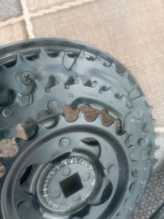 Шатуни Shimano Tourney, зірки Deore XT