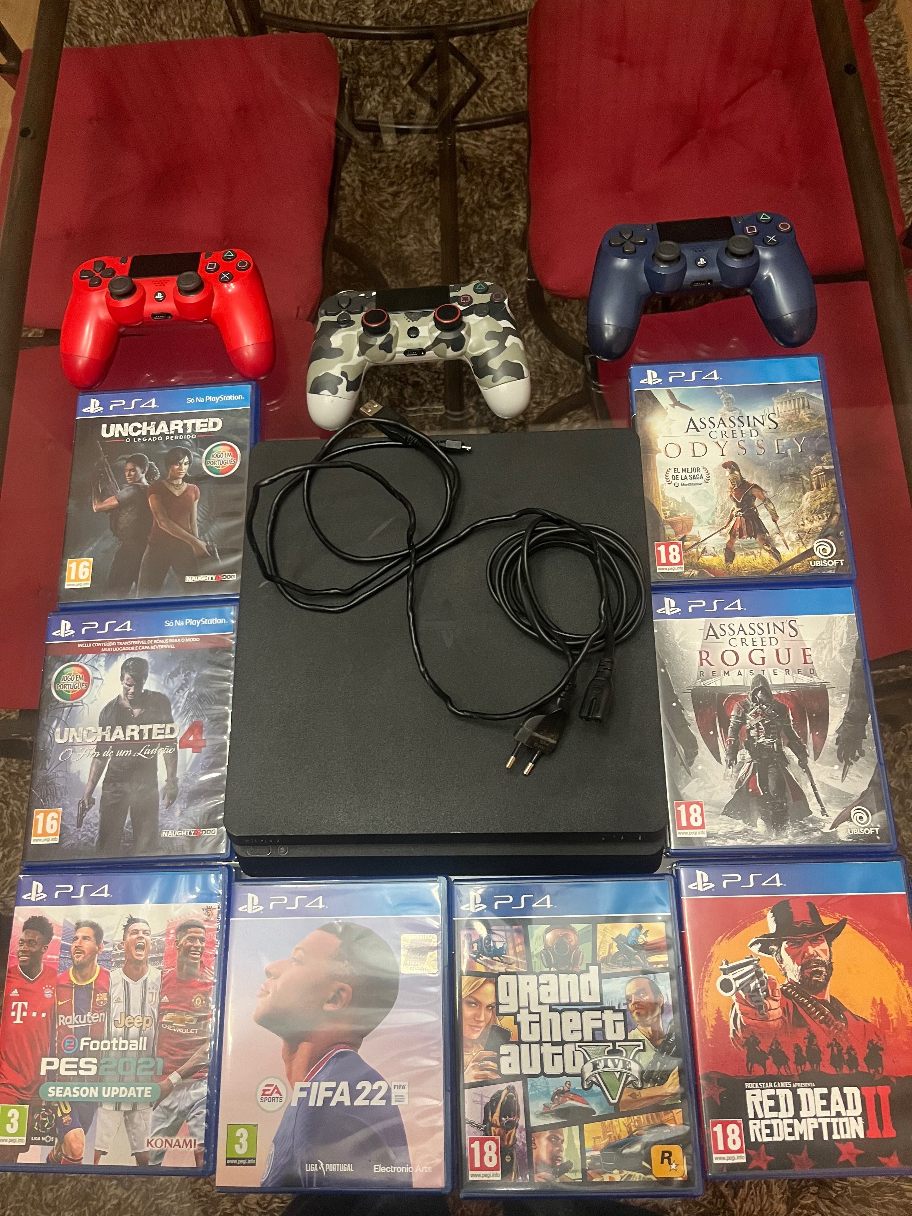 Vendo ps4 slim 1T com 3 comandos e 8 jogos