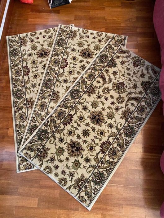 3 tapetes com padrão