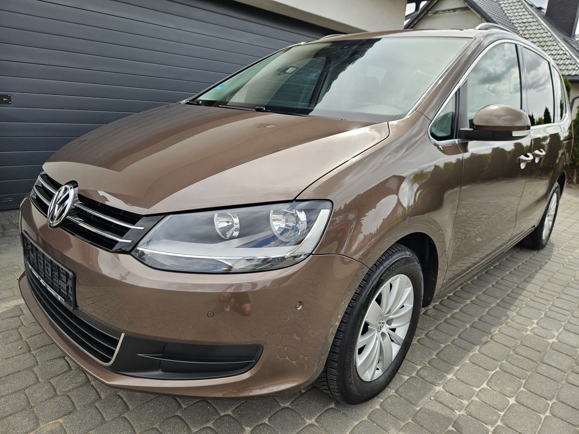 Sharan 2011r 2.0 tdi CR DSG, panorama, Nawigacja,kamera,hak, z Niemiec