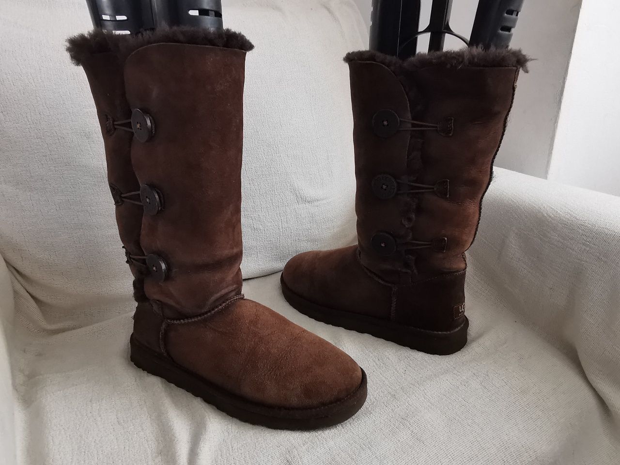 Ugg Australia Bailey Button Triplet saszki śniegowce mukluki 40