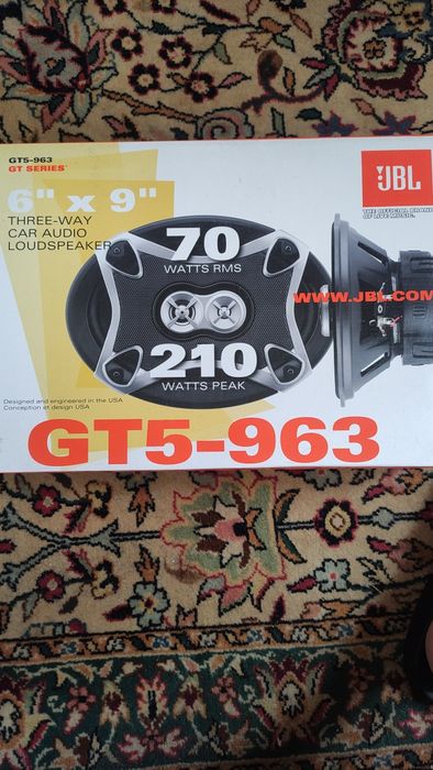 Продам новые колонки GBL