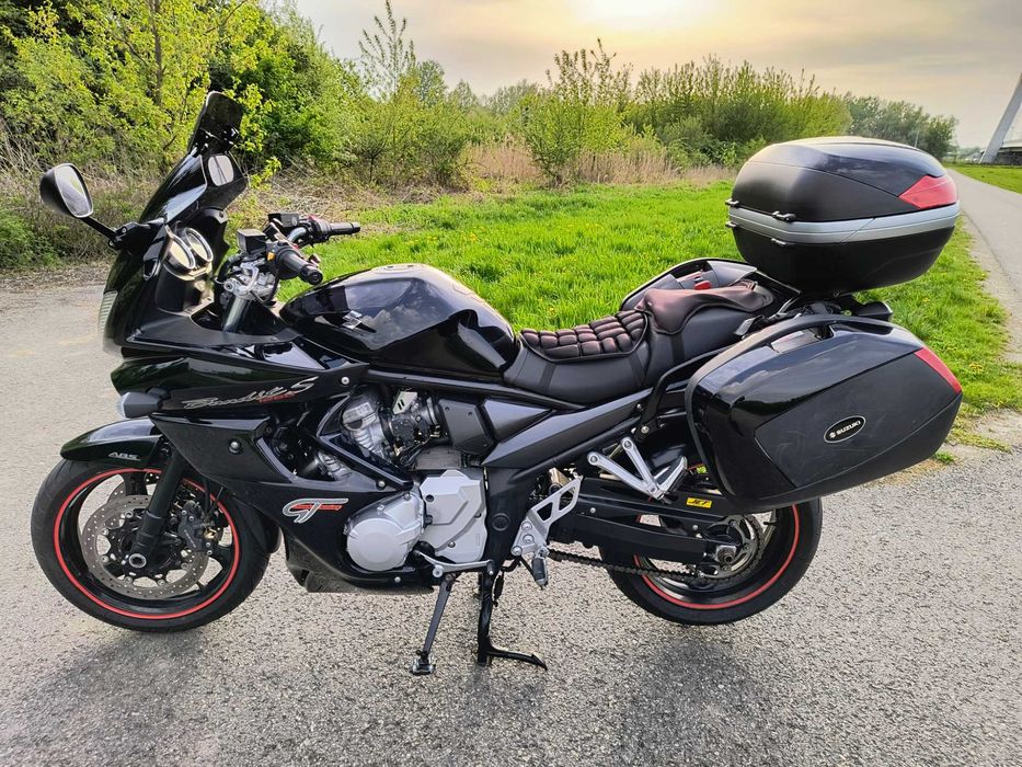 Suzuki Bandit 1250 GT turystyk Bezwypadkowy ABS Kufry Dodatki