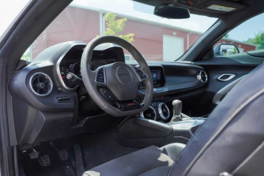 Chevrolet Camaro 1SS Coupe      2020