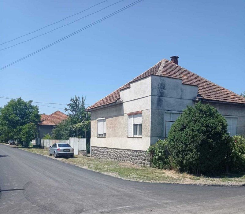 Нерухомість, Будинок, Земельна ділянка
