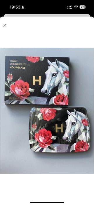 Палітра для контурування Hourglass кінь