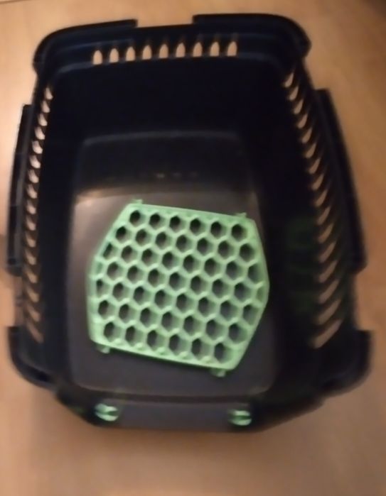 Caixa de transporte nova, marca  SV