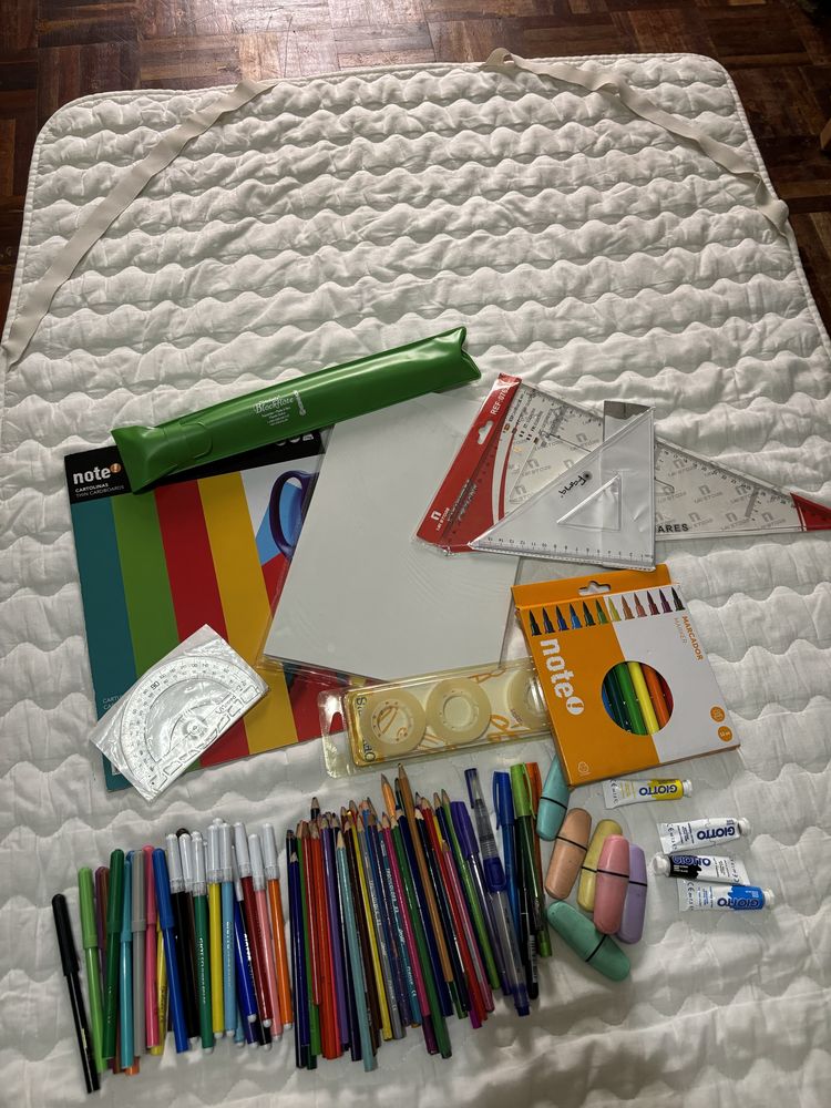 Material escolar usado