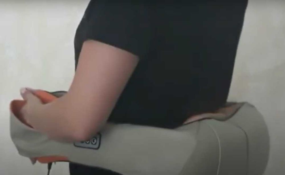 Массажёр для шеи и плеч Massager of Neck Kneading