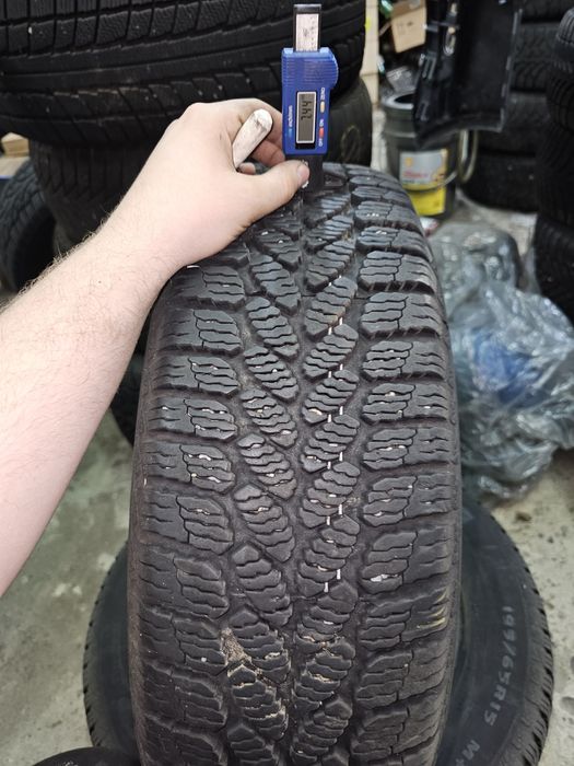 2 sztuki używanych opon zimowych Dębica 195/65R15