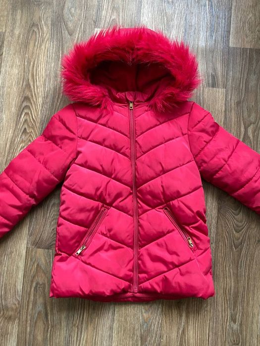 Продам детскую куртку на девочку George