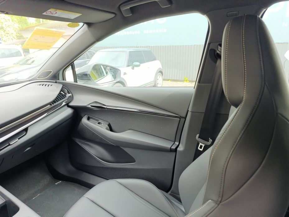 В наявності VW ID Unyx Ultra