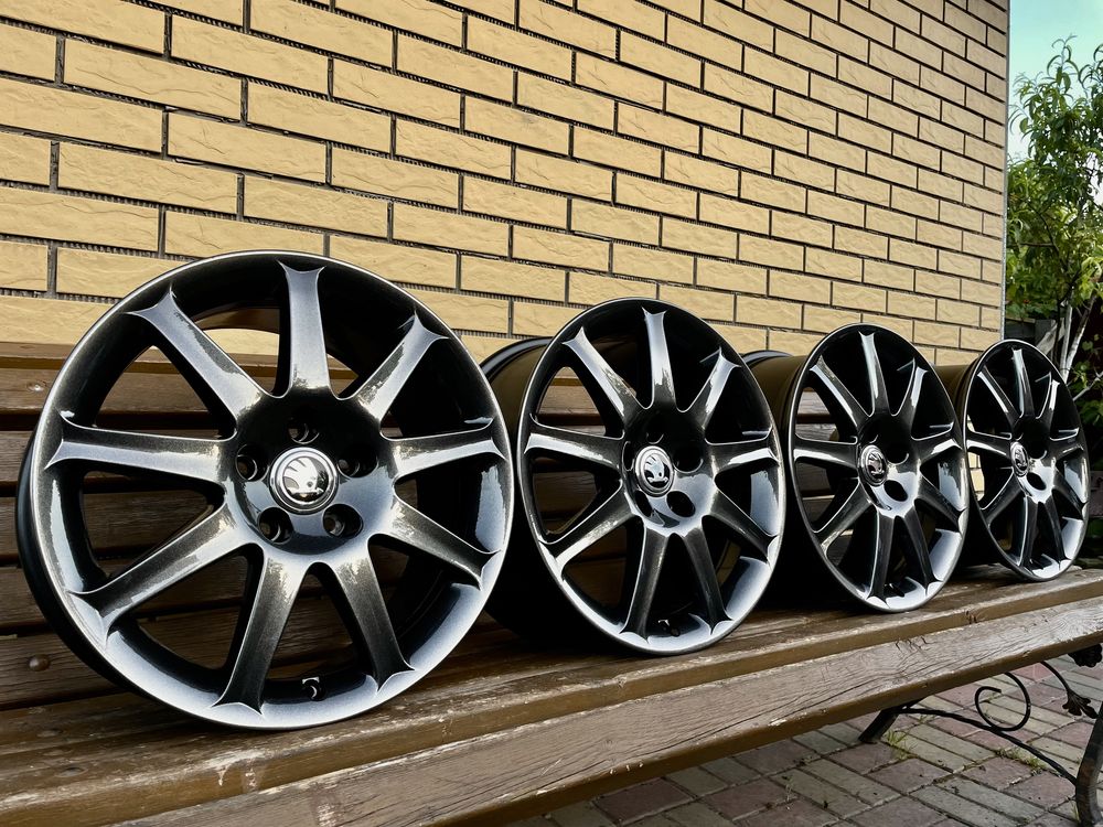 Диски оригінал R17 5.112 ET45 цо 57.1 гольф пассат ауді а4 а6 шкода