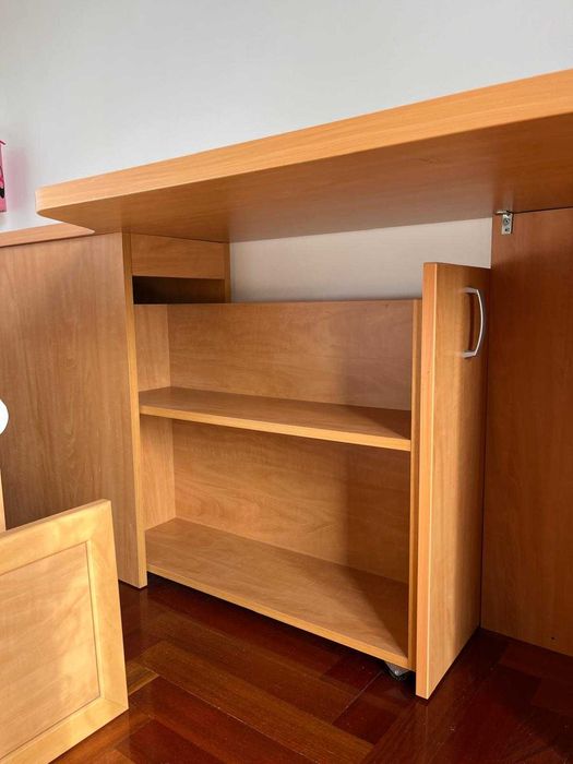 Conjunto de mobília para quarto de criança