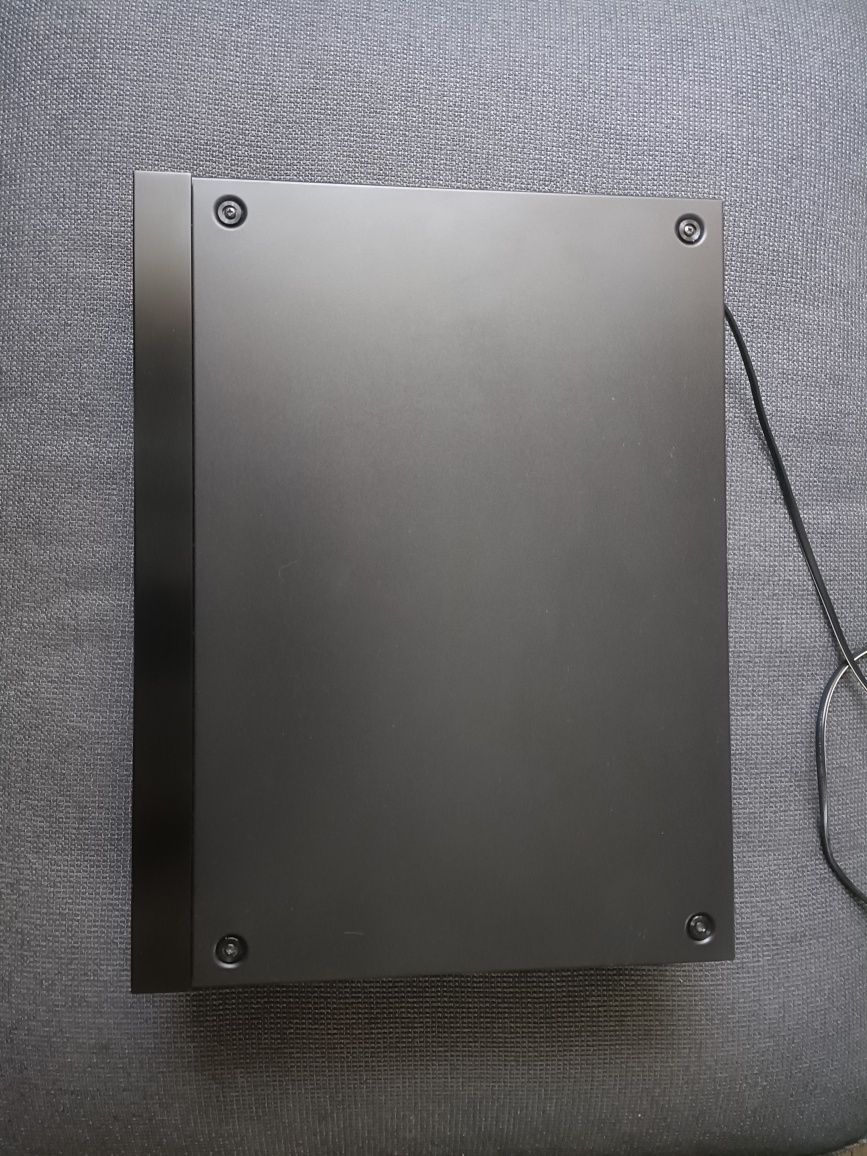 Sony compact x229es.