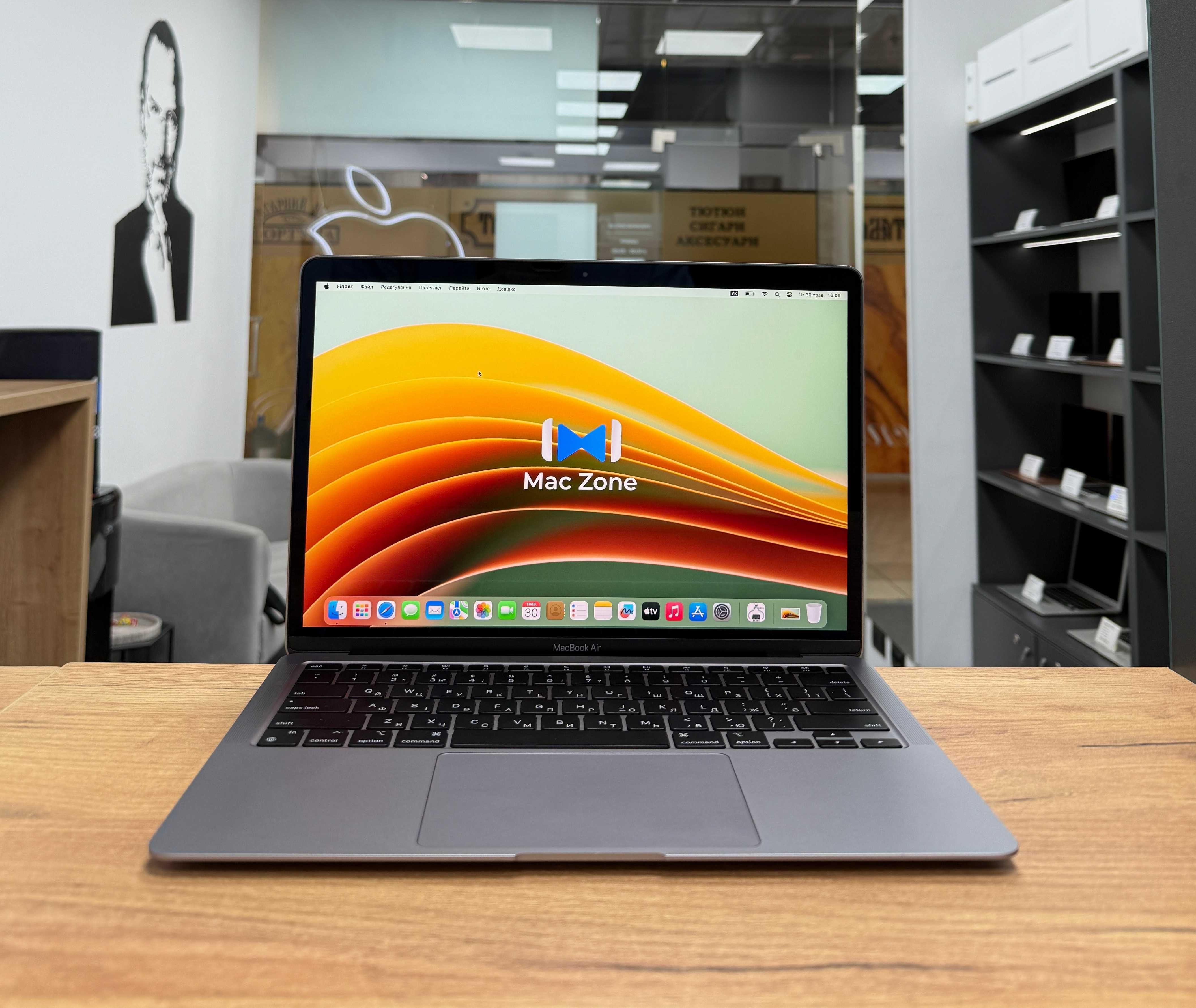 Macbook Air 2020 (2024) (M1/8gb/256 ssd) Офіційна гарантія . 90613SV