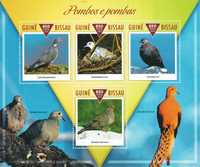 znaczki pocztowe czyste - Gwinea Bissau 2015 kat.6€ - gołębie