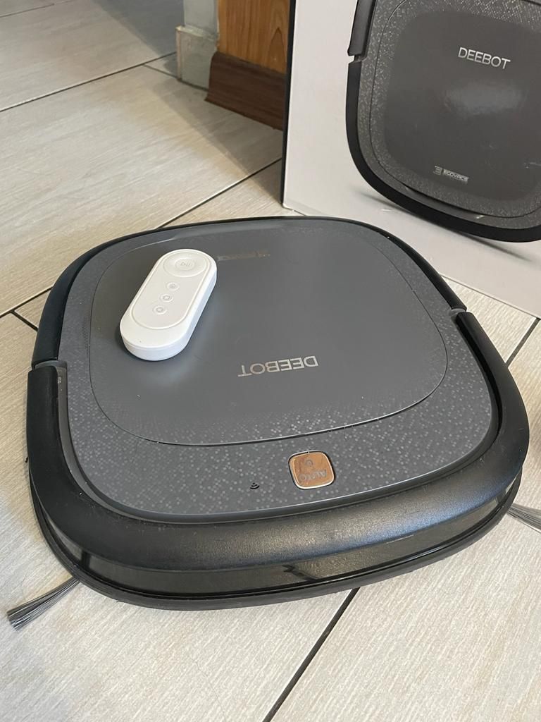 Odkurzacz Robot sprzątający Ecovacs Deebot Slim 2 iRobot