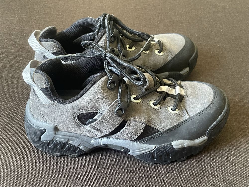 Кроссовки teva, 38 размер