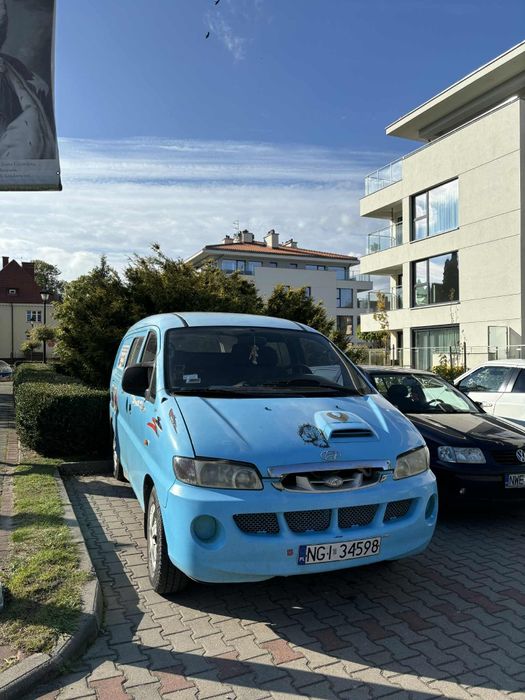 Hyundai H200 wół roboczy