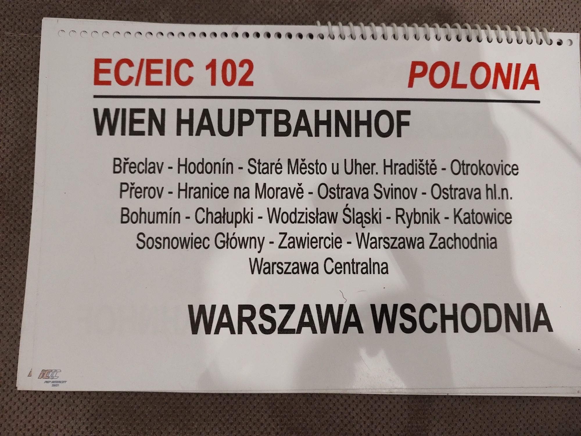 Obrotowa tablica relacyjna pkp