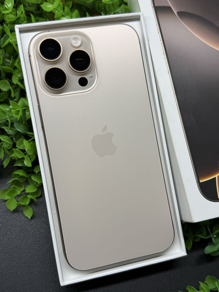 iPhone 16 Pro Max, 256Gb, Desert Titanium (Neverlock)Айфон 16 Про Макс
