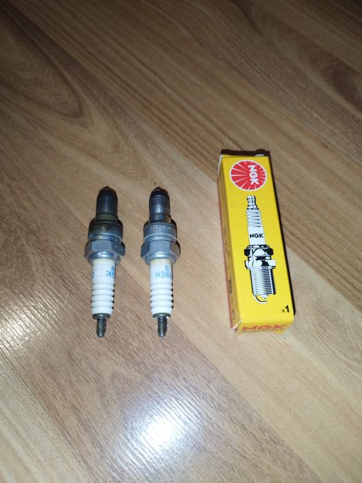 Свечи зажигания NGK-R